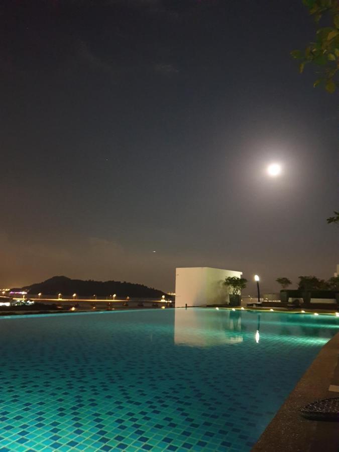 Direct Qbm & Ikea *Highfloor Sunrise Seaview Condo Bayan Lepas Exterior foto